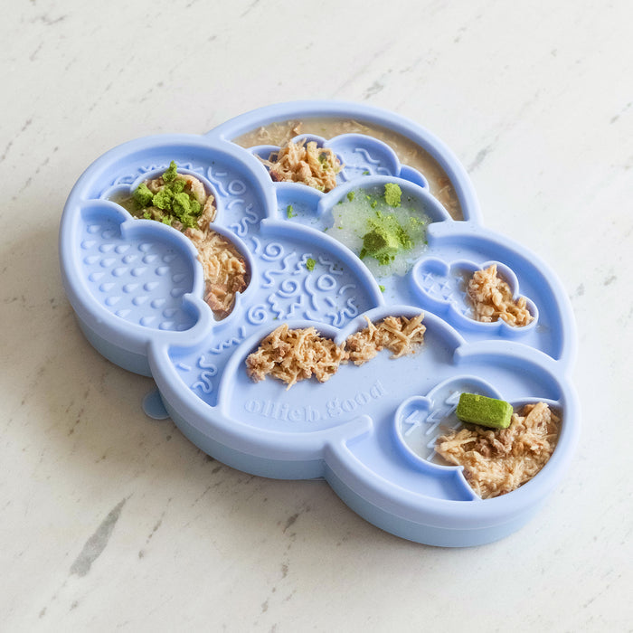 cloud nine lick mat & lid | cornflower