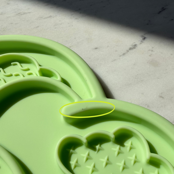 cloud nine lick mat & lid | NOT SO PERFECT SALE