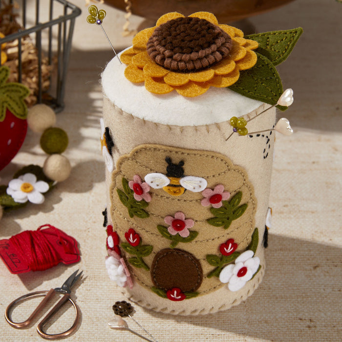 Felt Floral Beehive Etched Dies by Nichol Spohr