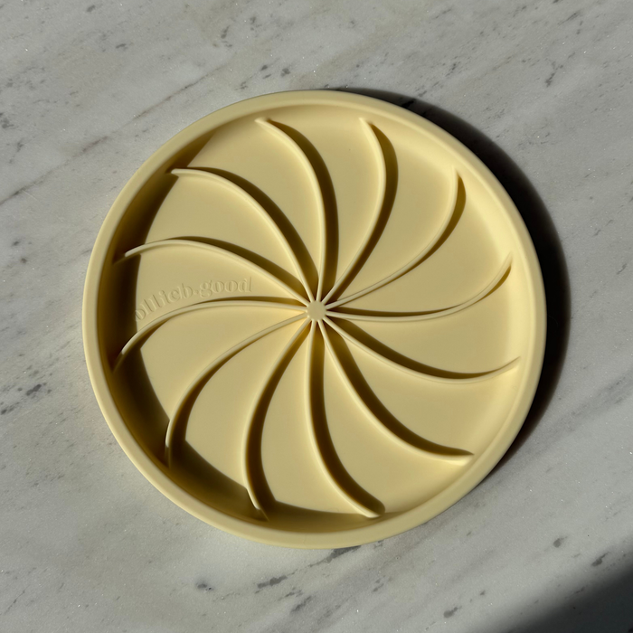 wheelies lick mat & lid | NOT SO PERFECT SALE