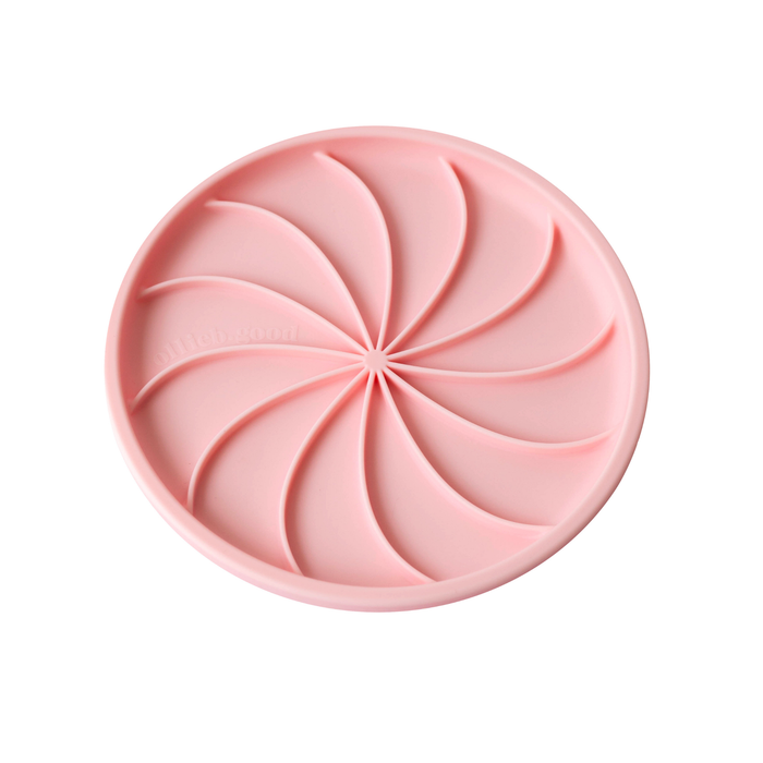 wheelies lick mat & lid | strawberry
